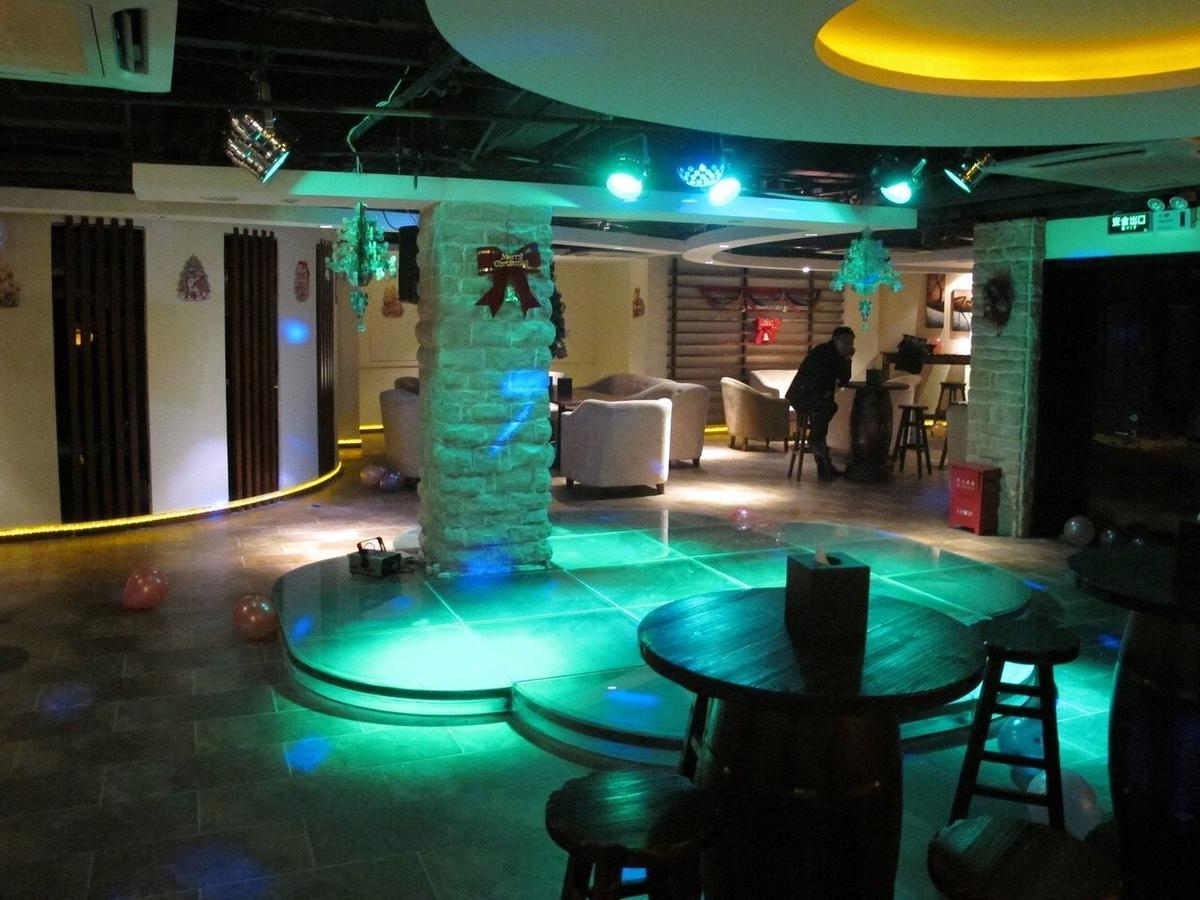 Crystal Island Club Hotel Shanghai Bagian luar foto